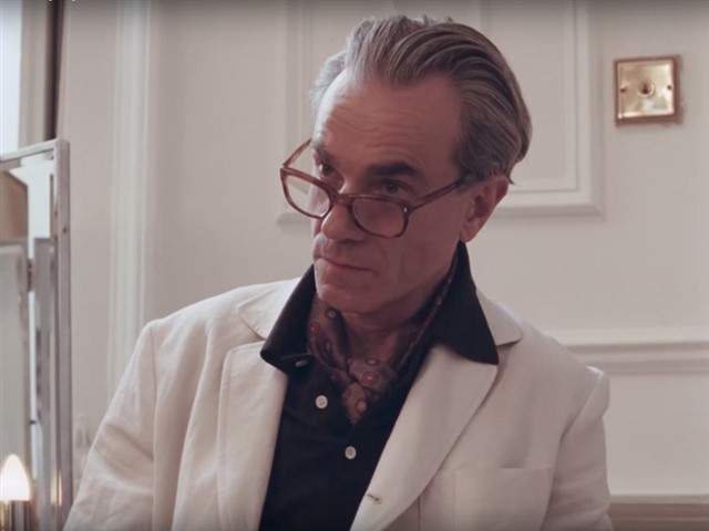 Phantom Thread Set in the glamour of 1950’s post-war London, renowned dressmaker Reynolds Woodcock (Daniel Day-Lewis) and his sister Cyril (Lesley Manville) ar...