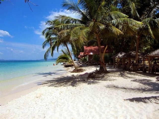 Ko Bulon Leh, Thailand This pretty island, surrounded by signature clear waters has its share of faultless beaches. A comfortable beach for a holiday, it remains one of the ...