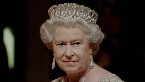 The famous Queen Elizabeth, England, grabs the lower part of the list. With a net worth of $450 million, she isn't much of an apparent eye-catcher in ...
