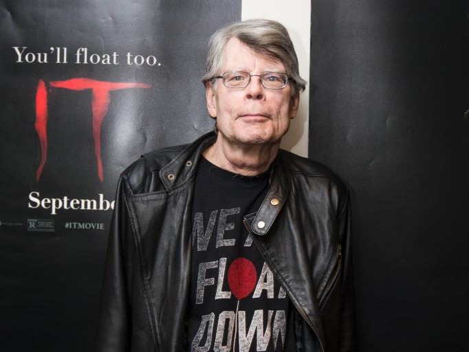 Stephen King The literal king of the creepers, Stephen King has earned a decent $20 million thanks to his bestsellers, ‘Under the Dome’ and ‘The ...