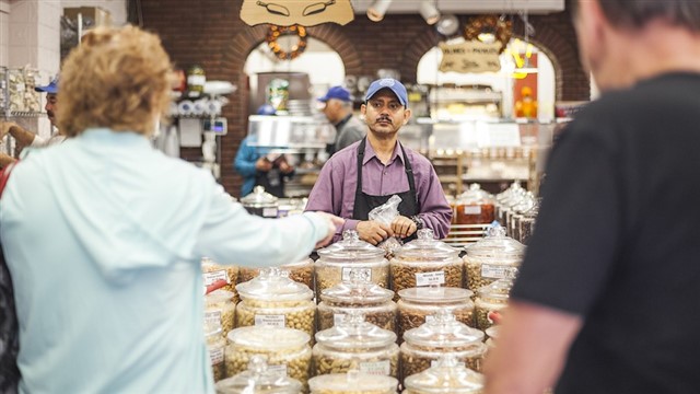 Sahadi’s Established 1898 in Manhattan, Sahadi’s has been operating out of their Brooklyn Heights location since 1948. Originating from Lebanon, this res...