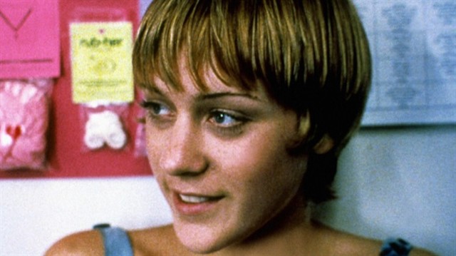 Kids (1995) Kids is pretty much in its own category. For the questionably voyeuristic child-sex genre is, thankfully, a limited business, and mostly limited to th...