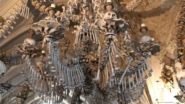 Sedlec Ossuary The Sedlec Ossuary is nothing spectacular in the outside. It is a small chapel located in Sedlec, in the suburbs of Kutna Hora, in the Czech Republic....