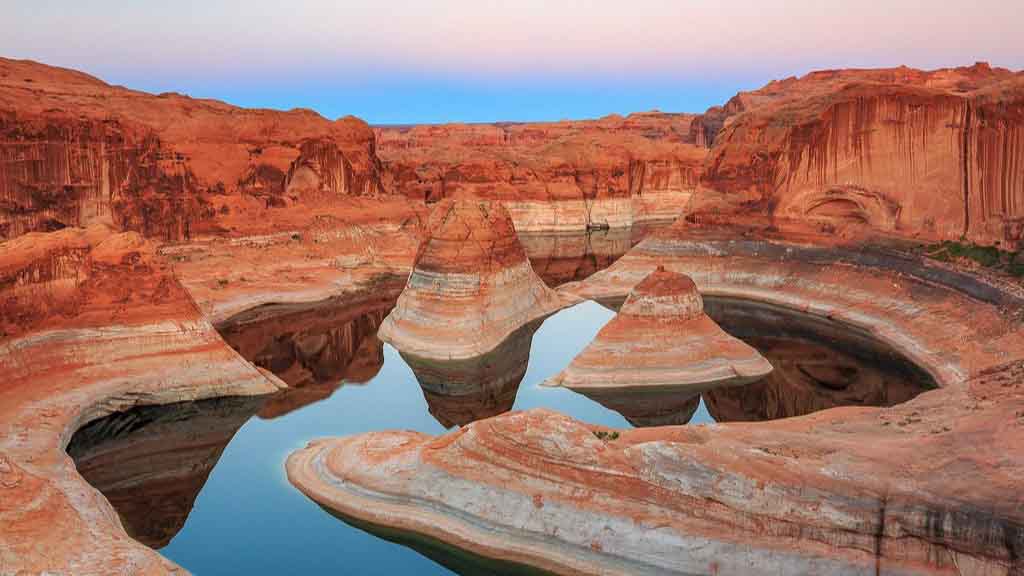 Southeastern Utah Utah (/ˈjuËtÉ”Ë/ YOO-taw, /-tÉ‘Ë/ -tah About this sound listen) is a state in the western United States. It became the 45th state ad...