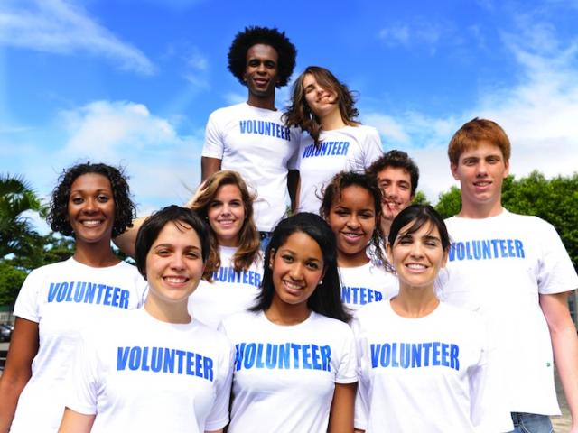 Volunteer Earth Day is an excellent day to volunteer. There are countless charities all over the planet that are raising money, cleaning up rivers, teaching cla...